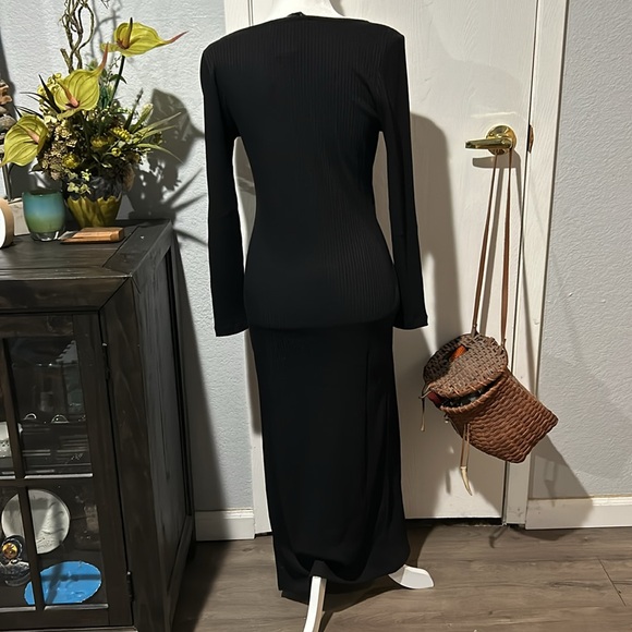 French Connection - Picture 2 of 8